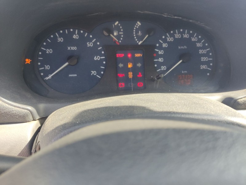 renault clio ii (bb_, cb_) del año 2000