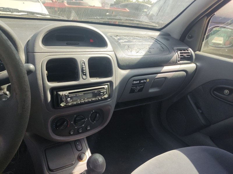 renault clio ii (bb_, cb_) del año 2000