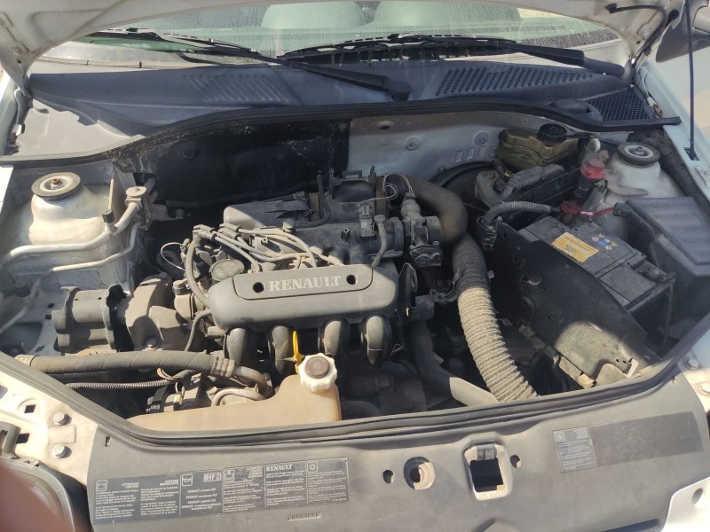 renault clio ii (bb_, cb_) del año 2000