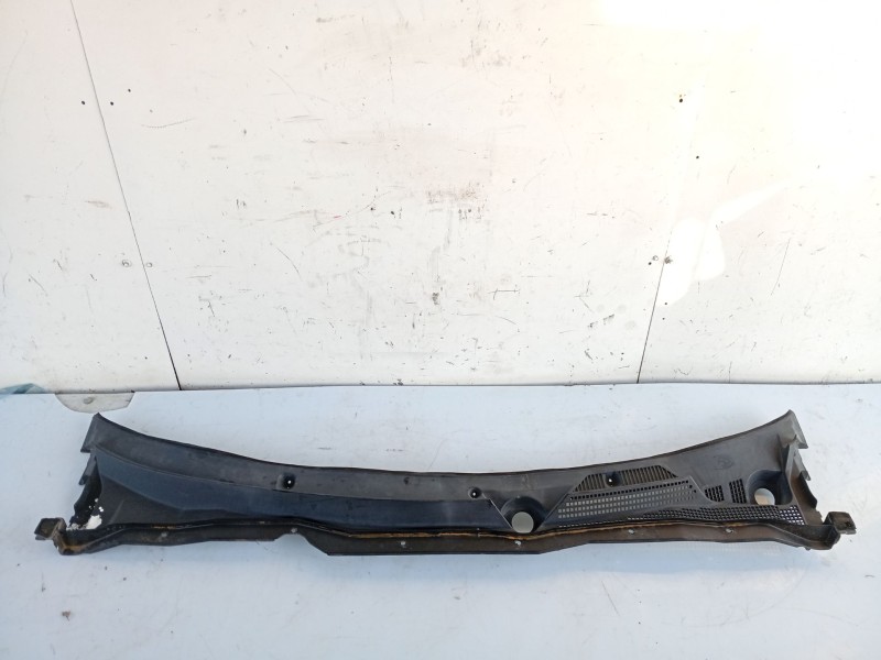 Recambio de moldura para nissan almera ii (n16) 2.2 di referencia OEM IAM 66862BN10  