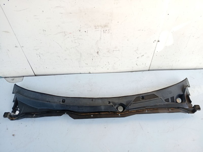 Recambio de moldura para nissan almera ii (n16) 2.2 di referencia OEM IAM 66862BN10  