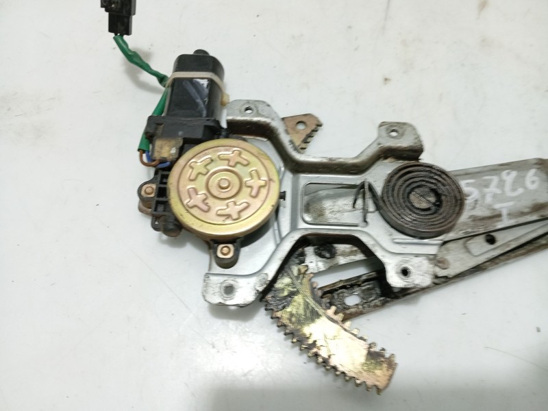 Recambio de elevalunas delantero izquierdo para daewoo matiz (m100, m150) 0.8 referencia OEM IAM 96318490  