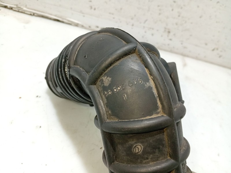 Recambio de tubo admision para daewoo matiz (m100, m150) 0.8 referencia OEM IAM 96565833  