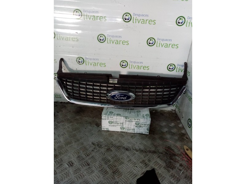 Recambio de rejilla delantera para  referencia OEM IAM 7S718200A  