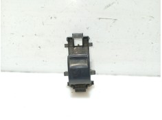 Recambio de mando elevalunas trasero izquierdo para toyota auris station wagon (_e18_) 1.8 hybrid (zwe186_) referencia OEM IAM 8