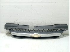 Recambio de moldura para chevrolet aveo / kalos hatchback (t200) 1.2 referencia OEM IAM   