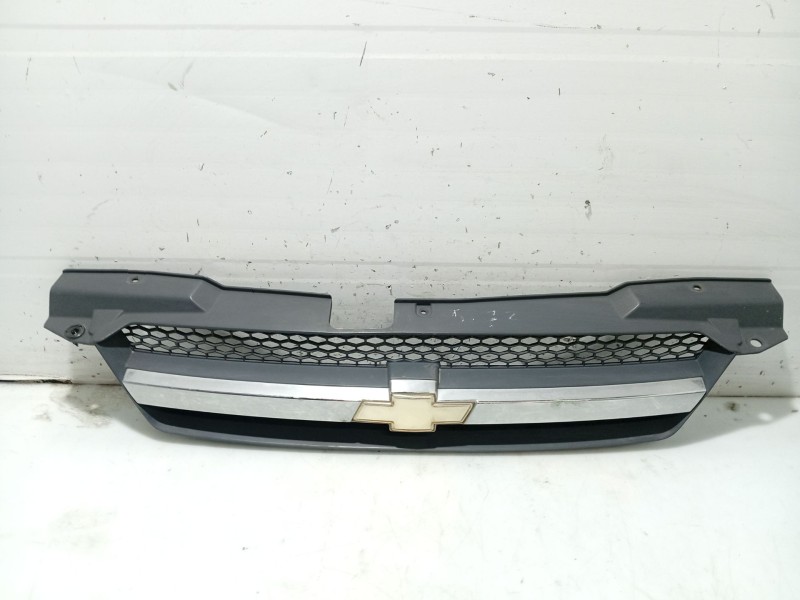 Recambio de moldura para chevrolet aveo / kalos hatchback (t200) 1.2 referencia OEM IAM   