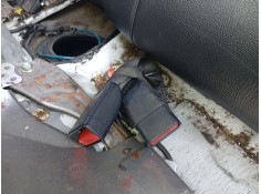 Recambio de enganche cinturon trasero izquierdo para toyota auris station wagon (_e18_) 1.8 hybrid (zwe186_) referencia OEM IAM 