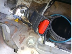 Recambio de enganche cinturon trasero derecho para toyota auris station wagon (_e18_) 1.8 hybrid (zwe186_) referencia OEM IAM 73 2