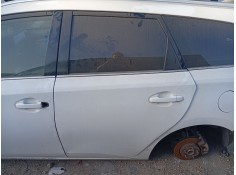 Recambio de puerta trasera izquierda para toyota auris station wagon (_e18_) 1.8 hybrid (zwe186_) referencia OEM IAM 6700402390 
