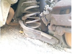 Recambio de brazo suspension inferior trasero derecho para toyota auris station wagon (_e18_) 1.8 hybrid (zwe186_) referencia OE