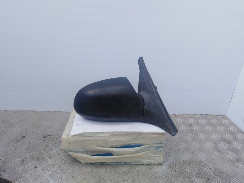 Recambio de retrovisor derecho para hyundai accent (lc) 1.3 cat   |   0.00 - ... | 2000 | 84 cv / 62 kw referencia OEM IAM   