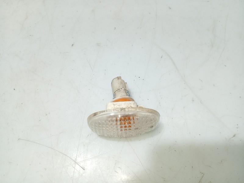 Recambio de piloto lateral izquierdo para chevrolet aveo / kalos hatchback (t200) 1.2 referencia OEM IAM   