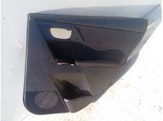 Recambio de guarnecido puerta trasera derecha para toyota auris station wagon (_e18_) 1.8 hybrid (zwe186_) referencia OEM IAM   