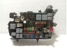 Recambio de caja reles / fusibles para toyota auris station wagon (_e18_) 1.8 hybrid (zwe186_) referencia OEM IAM   