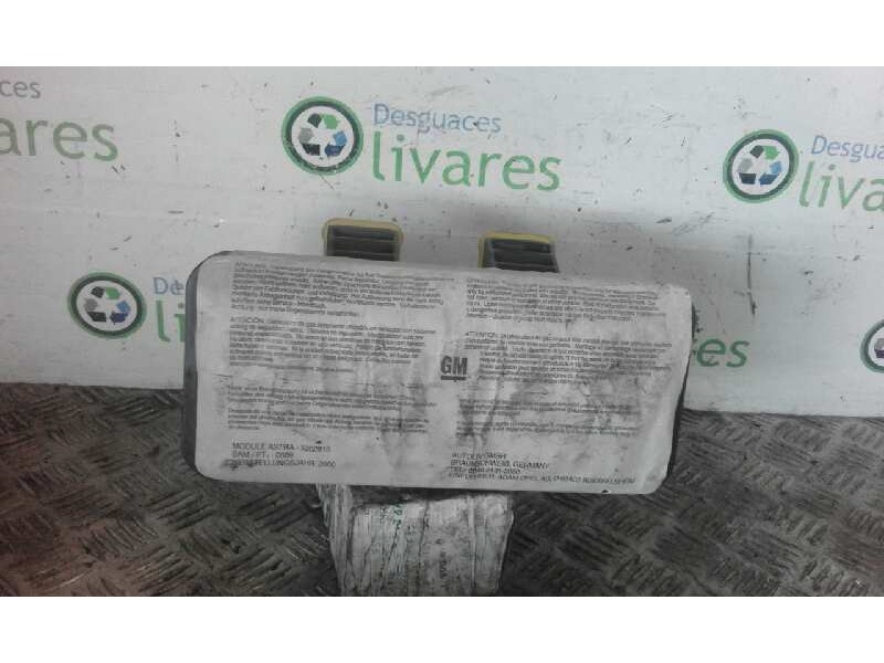 Recambio de airbag delantero derecho para opel astra g berlina club   |   12.99 - 12.03 | 1999 - 2003 | 75 cv / 55 kw referencia