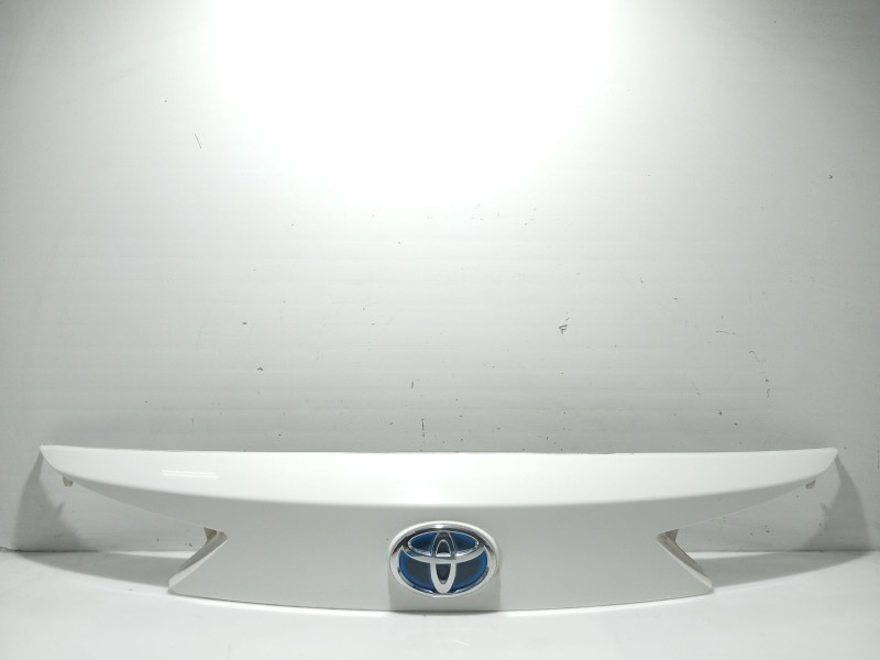 Recambio de moldura para toyota auris station wagon (_e18_) 1.8 hybrid (zwe186_) referencia OEM IAM 76811012830  