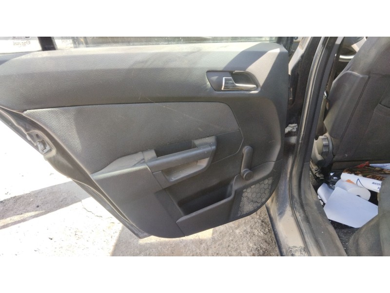 opel astra h (a04) del año 2007