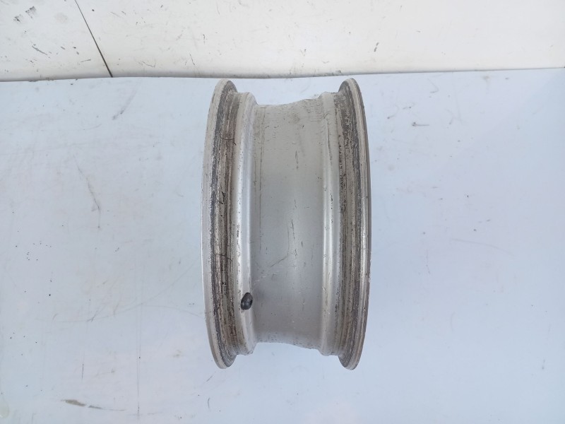 Recambio de llanta para toyota auris station wagon (_e18_) 1.8 hybrid (zwe186_) referencia OEM IAM 4261102E80  