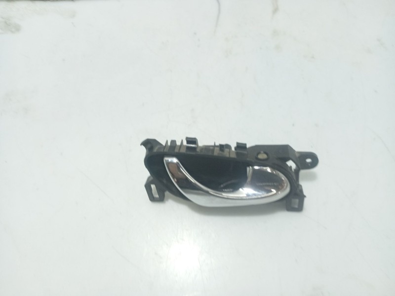 Recambio de maneta interior trasera derecha para renault kadjar (ha_, hl_) 1.6 dci 130 referencia OEM IAM 806704EA1A  