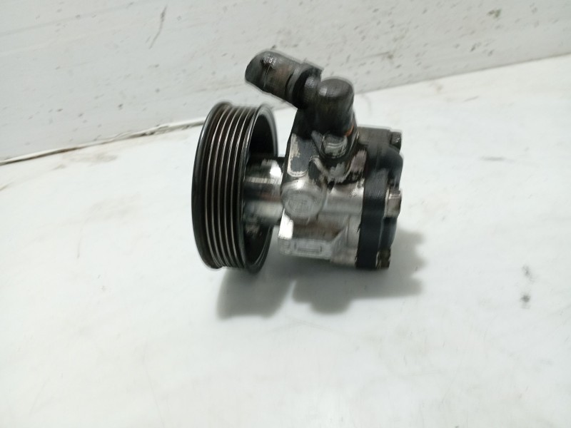 Recambio de bomba direccion para hyundai accent ii (lc) 1.5 crdi referencia OEM IAM 5711025301  