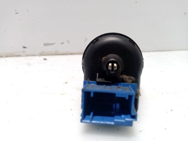 Recambio de mando retrovisor para citroën xsara picasso (n68) 2.0 hdi referencia OEM IAM 185526  