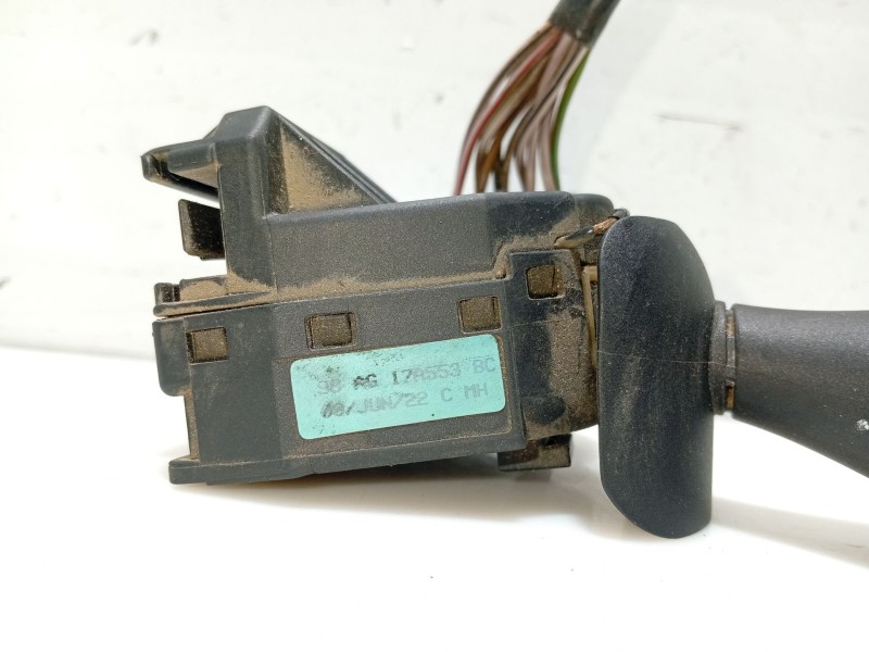 Recambio de mando limpia para ford focus i sedán (dfw) 2.0 16v referencia OEM IAM 98AG17A553BC  