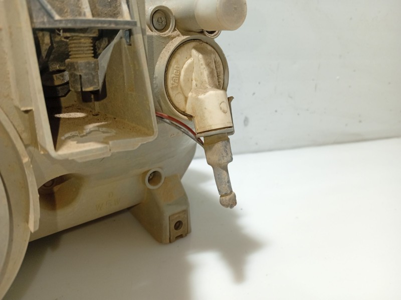 Recambio de faro derecho para renault scenic referencia OEM IAM 7700432097   Recambio de faro derecho para renault scenic referencia OEM IAM 7700432097