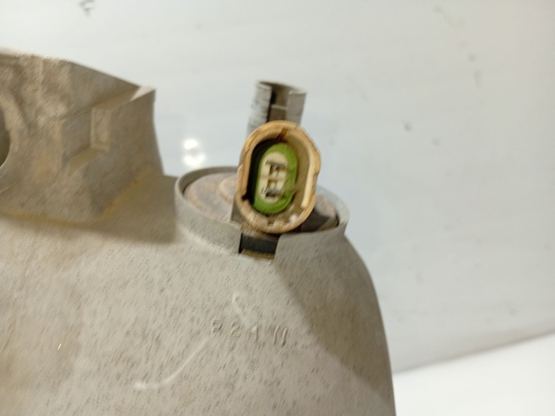 Recambio de faro derecho para renault 25 (b29) referencia OEM IAM 7700784192  063014