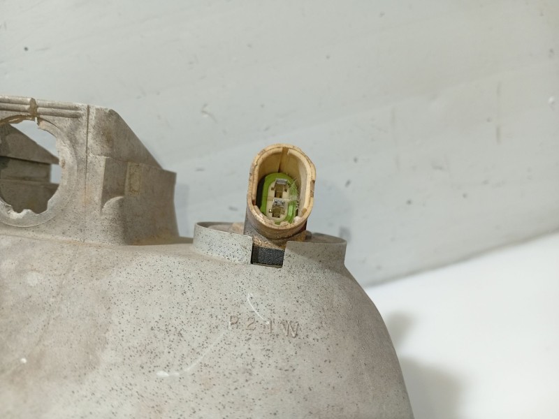 Recambio de faro derecho para renault 25 (b29) referencia OEM IAM 7700784192  063014