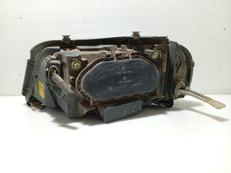 Recambio de faro derecho para volkswagen sharan (7m6/7m9) referencia OEM IAM 7M3941016L  0301182202