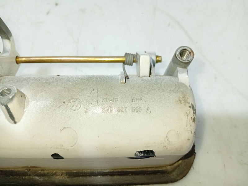 Recambio de maneta exterior porton para seat arosa (6h1) referencia OEM IAM 6N0827565A  