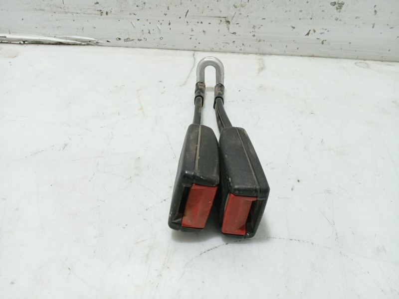 Recambio de anclaje cinturon trasero derecho para seat arosa (6h1) referencia OEM IAM   