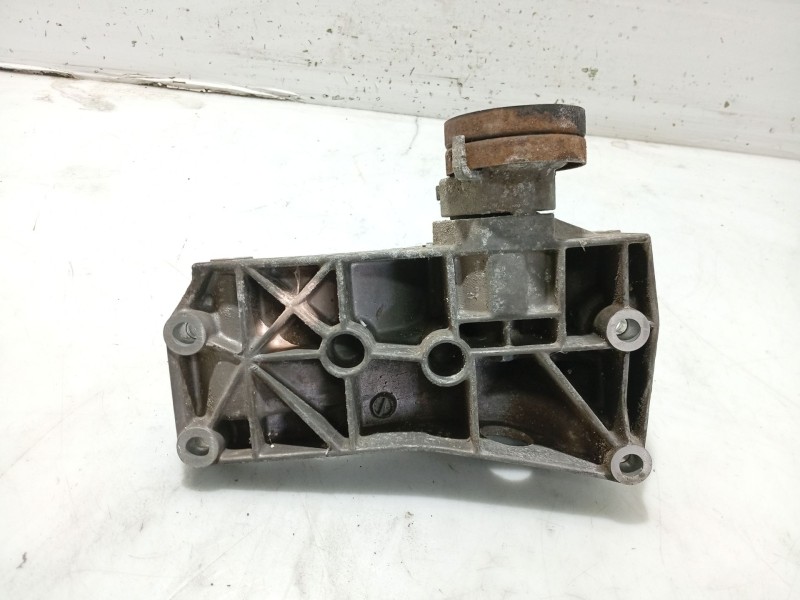 Recambio de soporte alternador para seat arosa (6h1) referencia OEM IAM   