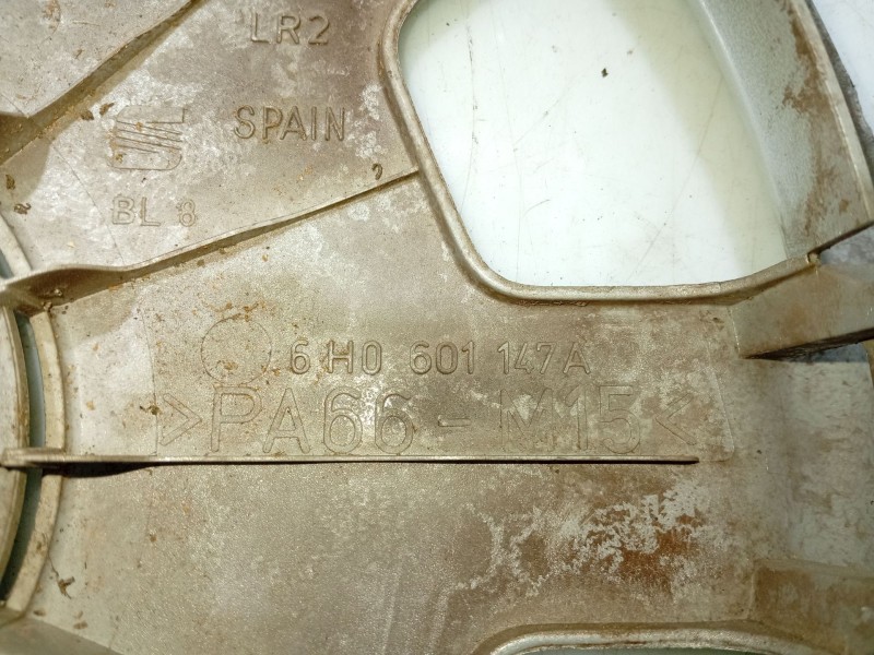 Recambio de tapacubos para seat arosa (6h1) referencia OEM IAM 6H0601147A  