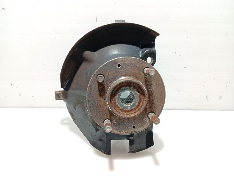 Recambio de mangueta delantera derecha para hyundai matrix (fc) 1.6 cat referencia OEM IAM 5171617000  