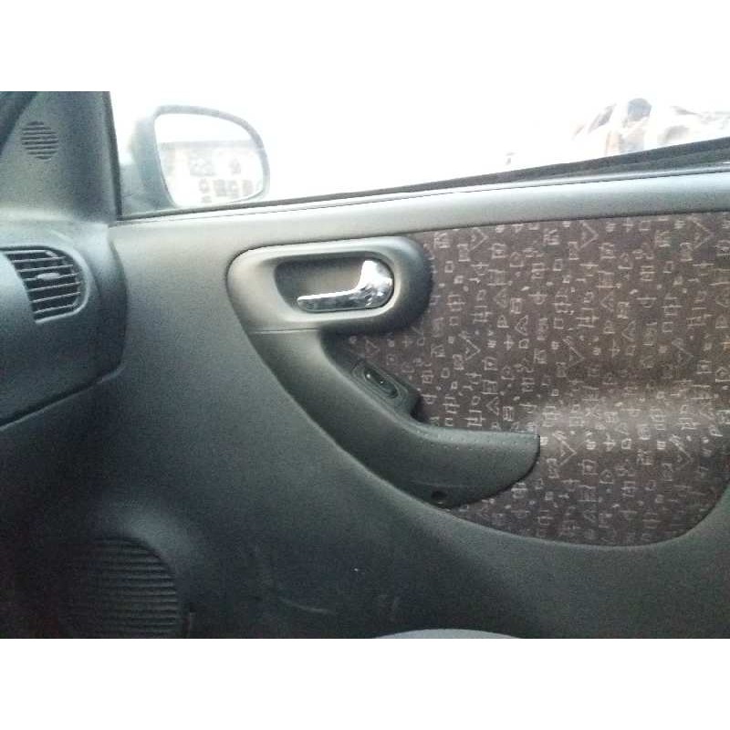 opel corsa c elegance   |   08.00 - 12.03 | 2000 - 2003 | 90 cv / 66 kw del año 2000