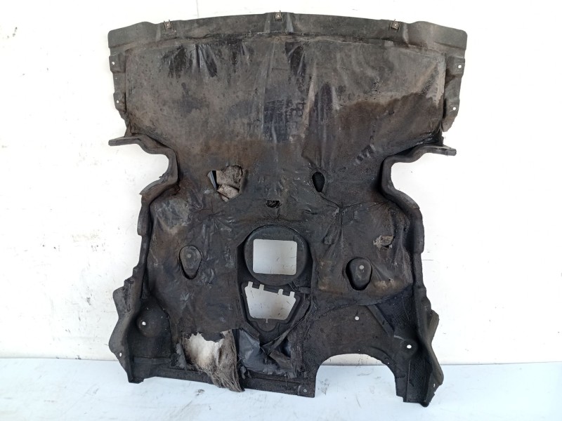 Recambio de cubrecarter para bmw 1 (e87) 118 d referencia OEM IAM 51717059384  