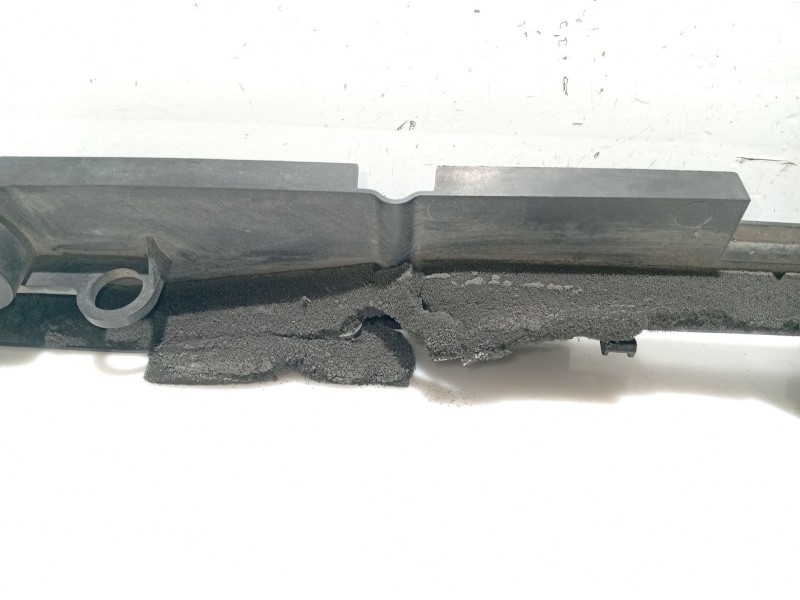 Recambio de moldura para toyota auris station wagon (_e18_) 1.8 hybrid (zwe186_) referencia OEM IAM   