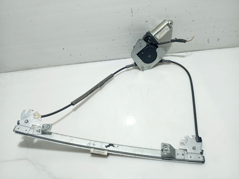 Recambio de elevalunas delantero izquierdo para renault megane i coupe fase 2 referencia OEM IAM 8200038151  