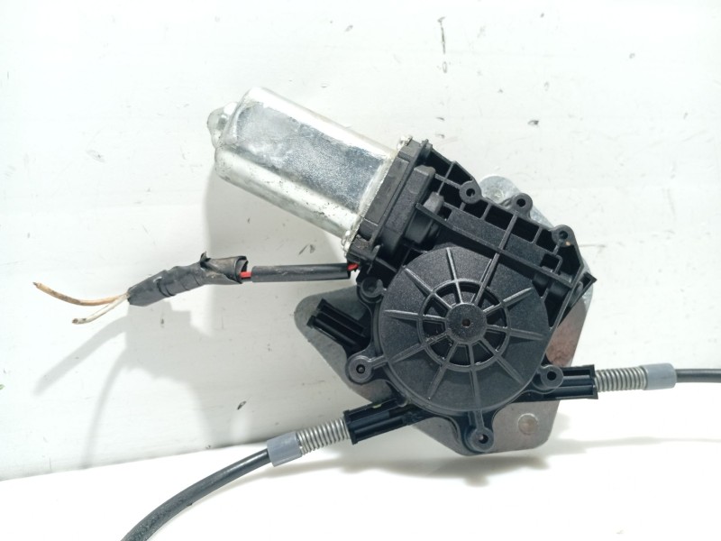 Recambio de elevalunas delantero izquierdo para renault megane i coupe fase 2 referencia OEM IAM 8200038151  