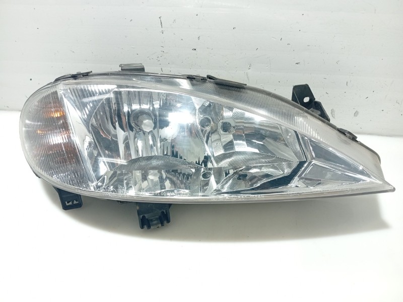 Recambio de faro derecho para renault megane i coupe fase 2 referencia OEM IAM 7701040688  