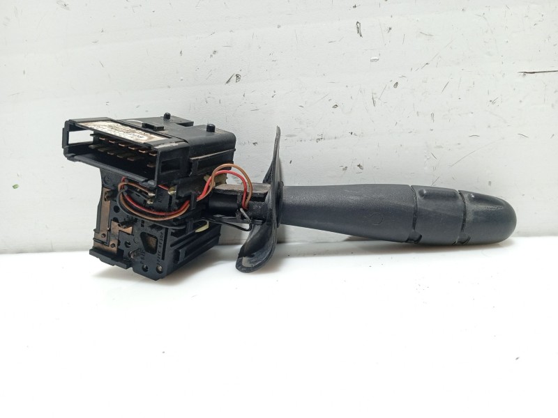Recambio de mando intermitentes para renault megane i coupe fase 2 referencia OEM IAM 7700428228 428231B 34440201AH