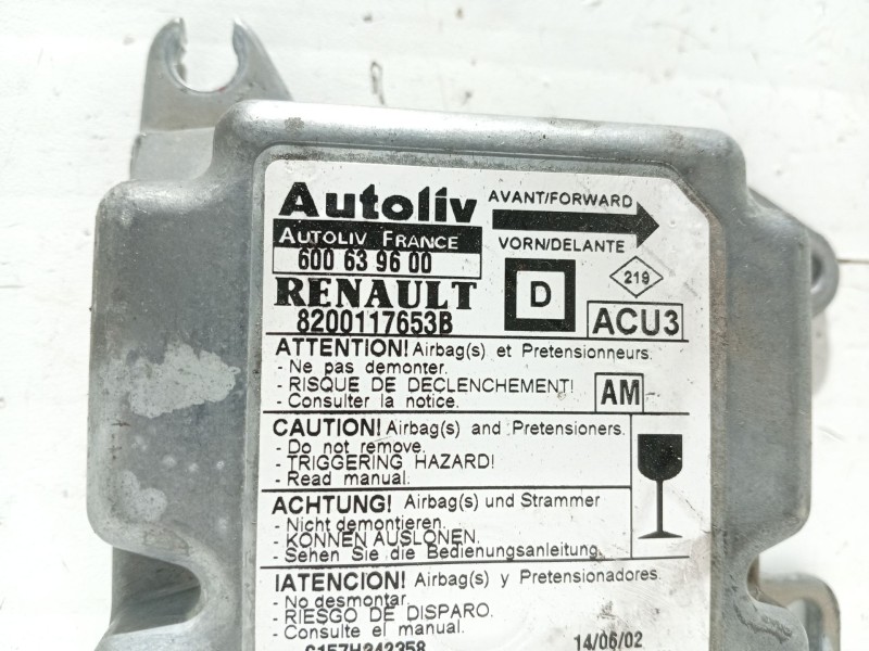 Recambio de centralita airbag para renault megane i coupe fase 2 referencia OEM IAM 8200117653B  600639600