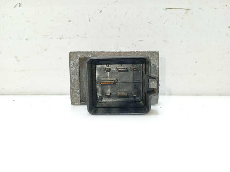 Recambio de caja precalentamiento para renault megane i coupe fase 2 referencia OEM IAM 7700115078  