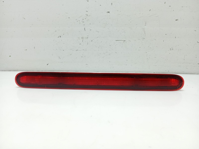 Recambio de luz central de freno para renault megane i coupe fase 2 referencia OEM IAM 7700429000  