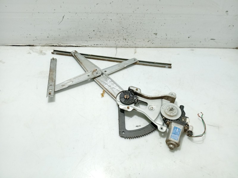 Recambio de elevalunas delantero derecho para chevrolet aveo / kalos hatchback (t200) 1.2 referencia OEM IAM 96585735  