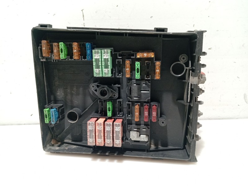 Recambio de caja reles / fusibles para skoda octavia ii (1z3) 1.9 tdi referencia OEM IAM 1K0937125A  