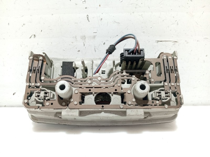 Recambio de luz interior para skoda octavia ii (1z3) 1.9 tdi referencia OEM IAM 3B0947105C  
