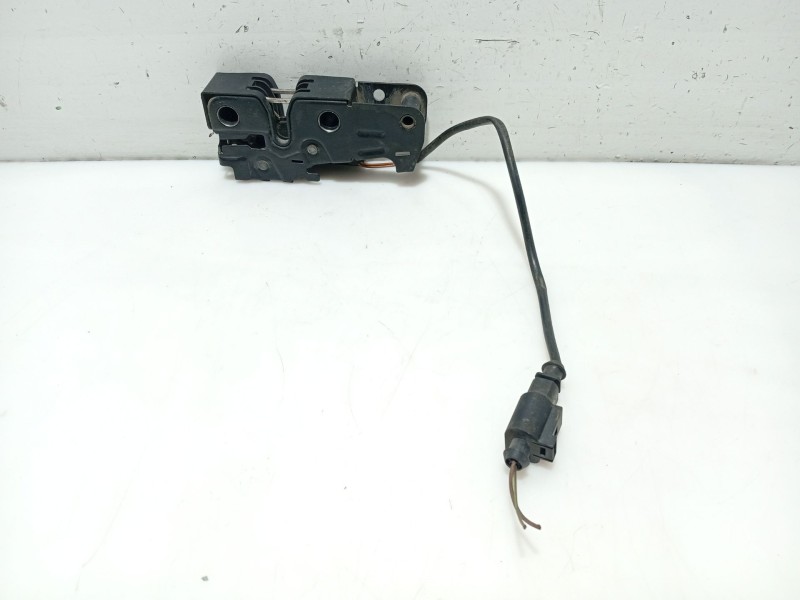 Recambio de cerradura capot para skoda octavia ii (1z3) 1.9 tdi referencia OEM IAM 1Z0823509E 1Z0823509D 